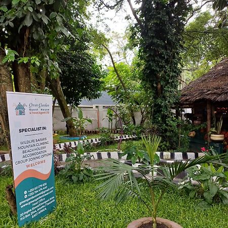 Green Garden Guest House อารูชา ภายนอก รูปภาพ