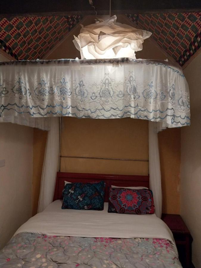 Green Garden Guest House อารูชา ภายนอก รูปภาพ